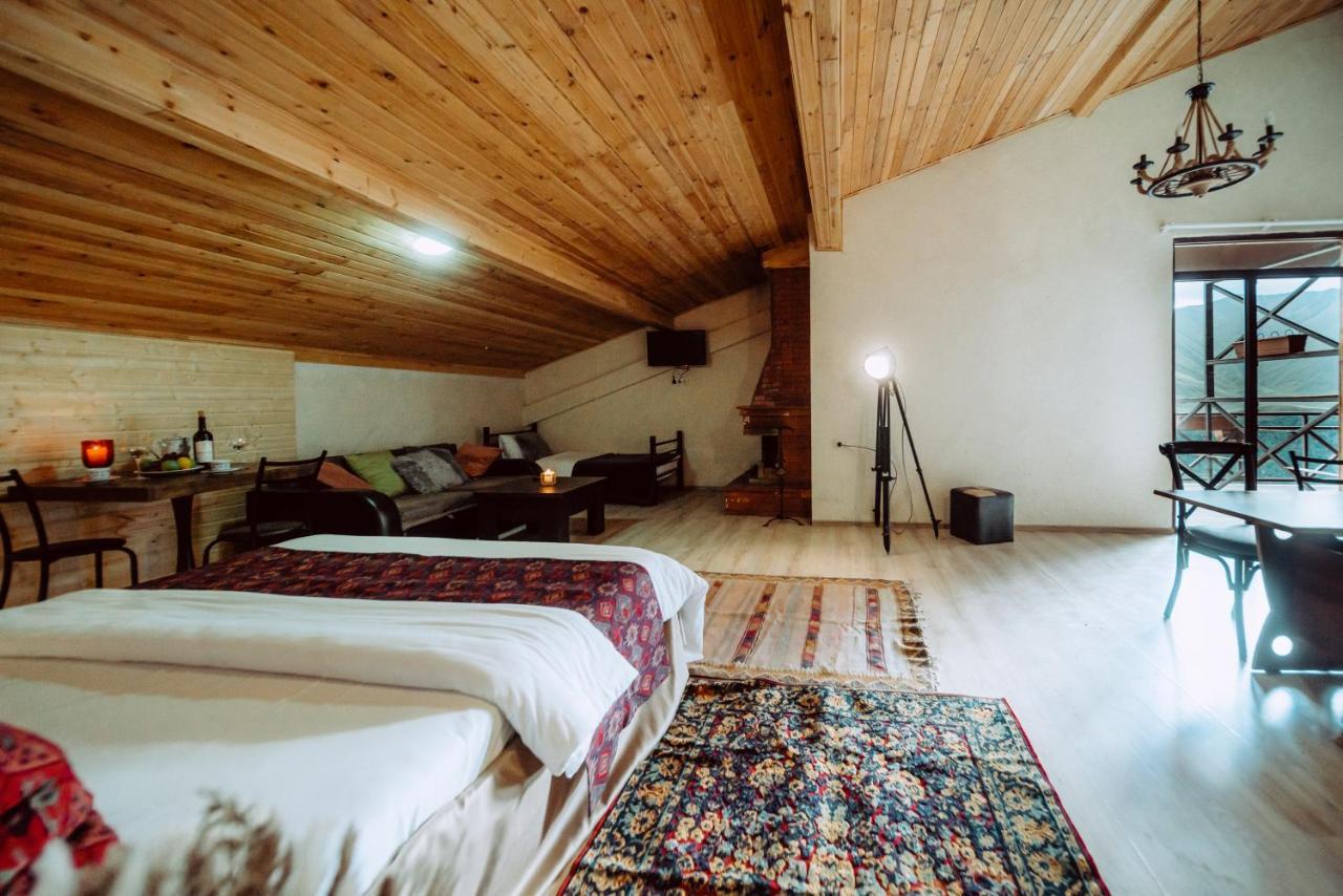 Chalet Papa Basili 구다우리 외부 사진