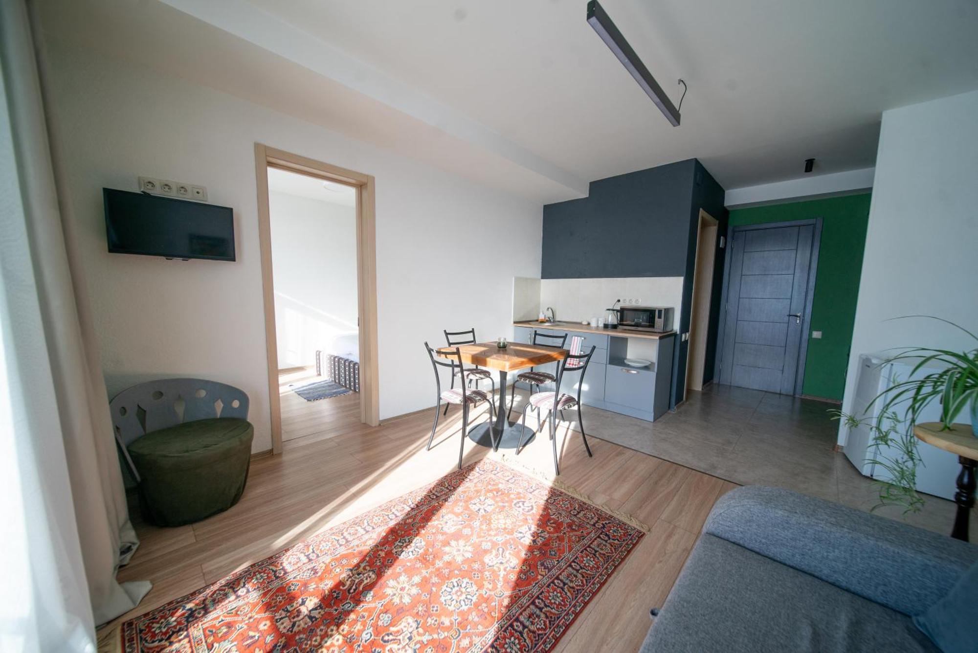 Chalet Papa Basili 구다우리 외부 사진