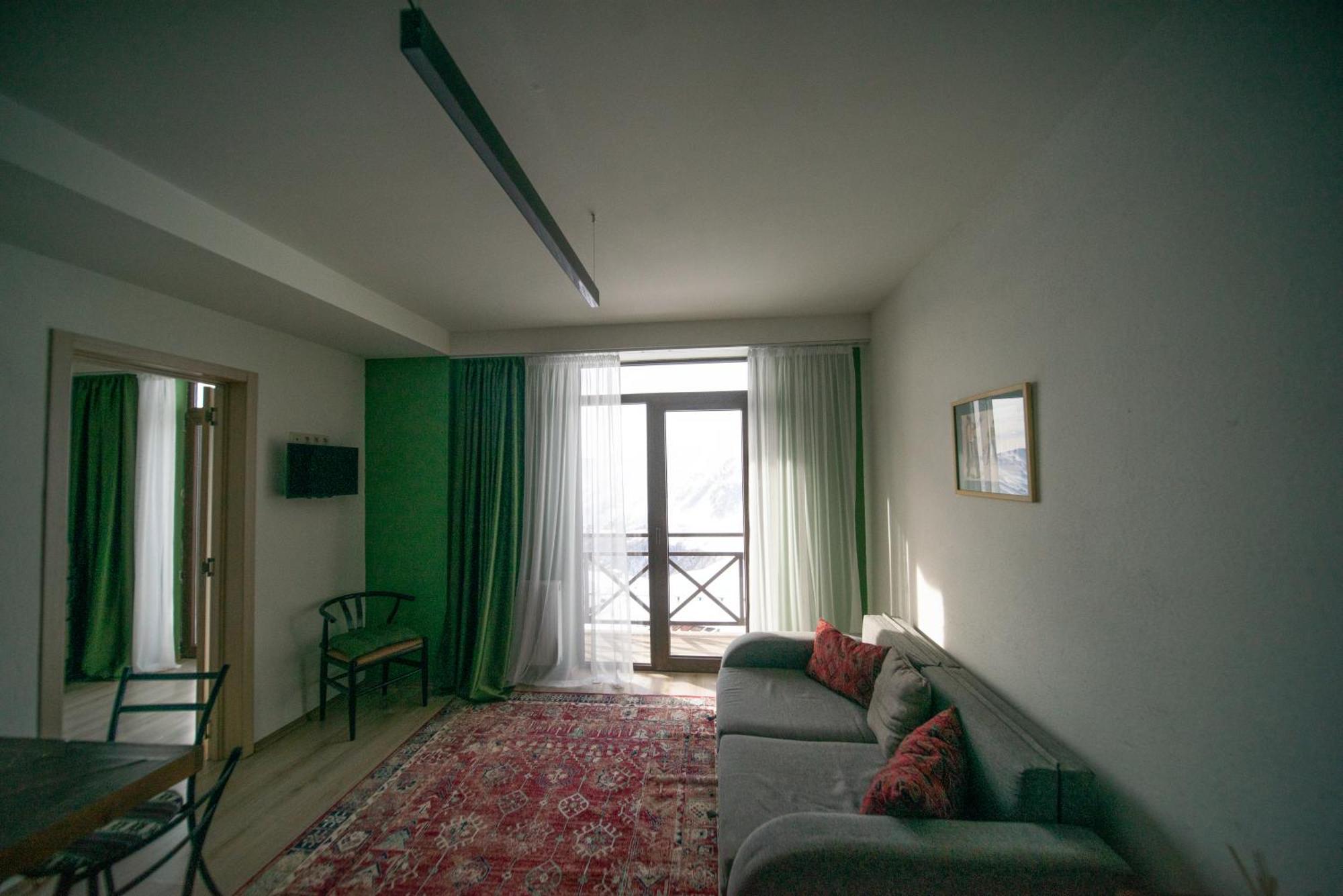 Chalet Papa Basili 구다우리 외부 사진